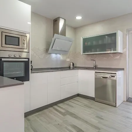 Two-bedroom Stunning In * El Gastor